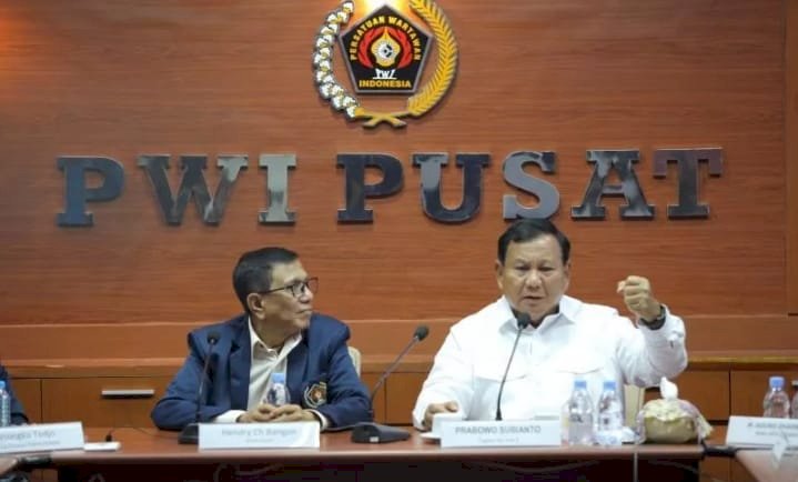 Ketua Umum PWI Pusat, Hendry Ch. Bangun, Saat Menerima (Saat Itu) Kandidat Presiden Prabowo Subianto, Di Kantor PWI Pusat Di Gedung Dewan Pers, Awal 2024. Dokumentasi