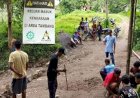 Pemblokiran Akses Jalan Ke Pertambangan Oleh Warga Dukuh Galempar Rembang