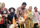Panen Raya Jagung dan Peluncuran BKK Si Manis Mart di Grobogan Untuk Swasembada Pangan
