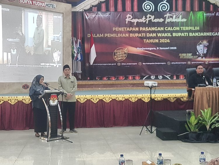 Sambutan paslon Bupati - Wakil Bupati Banjarnegara terpilih. Arief Ferdianto/RMOLJateng