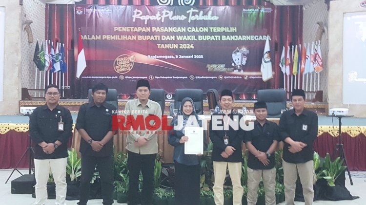 Penetapan Amalia-Wakhid Sebagai Bupati Dan Wakil Bupati Banjarnegara Terpilih Periode 2024 - 2029. Arief Ferdianto/RMOLJawaTengah