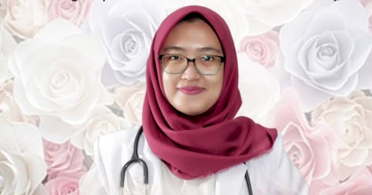 Almarhumah Dokter Aulia Risma Lestari, Mahasiswi PPDS Undip Yang Diduga Meninggal Bunuh Diri Karena Mengalami Perundungan, Mendapatkan Penghargaan Dari Menteri Kesehatan. Dokumentasi 