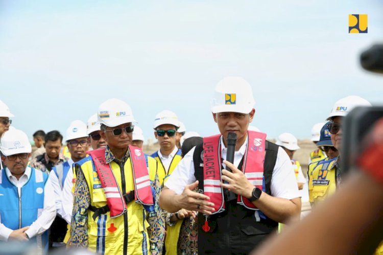 Menteri Koordinator (Menko) Bidang Infrastruktur Dan Pembangunan Kewilayahan Agus Harimurti Yudhoyono Lakukan Tinjauan Proyek Pembangunan Tol Semarang-Demak, Sabtu (11/01). Humas Semarang