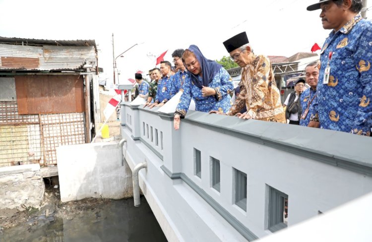 Wali Kota Semarang Hevearita Gunaryanti Rahayu Atau Mbak Ita Mengingatkan Masyarakat Untuk Tenang Menghadapi Puncak Musim Penghujan. Istimewa