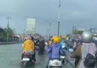 Rob Di Depan Polytron Sayung, Pengendara Terpaksa Dorong Motor Mogoknya