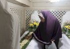 Mbah Slamet, Penjaga Makam Kedungdowo yang Amanah