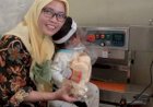 Uswatun Mufti, Perempuan Sukses di Balik Produk Zoefa Snack