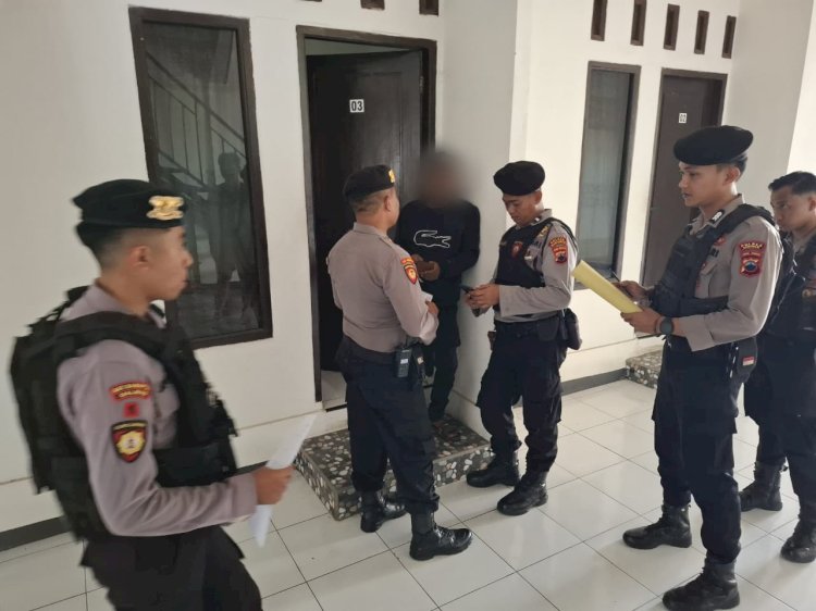 Satsamapta Polres Kebumen Amankan Empat Pasangan Bukan Suami Istri Di Hotel. Dokumentasi Istimewa