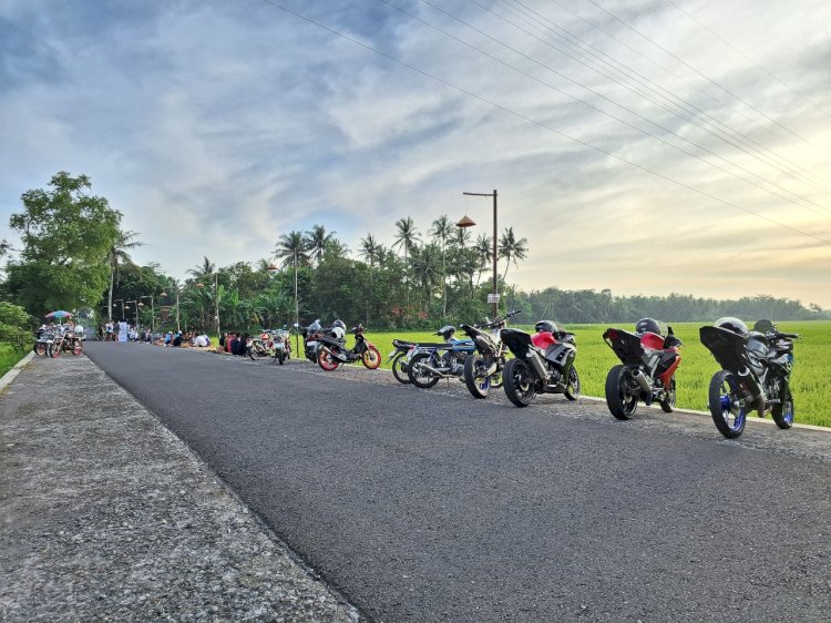 Ngopi Pinggir Sawah, Kafe Unik Di Desa Kepuh, Kutoarjo Yang Viral Di TikTok. Achmad Luthfi Khakim/RMOLJawaTengah
