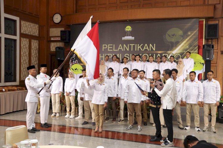 Etik Suryani Bupati Sukoharjo Lantik Pengurus HIPMI Sukoharjo. Istimewa 