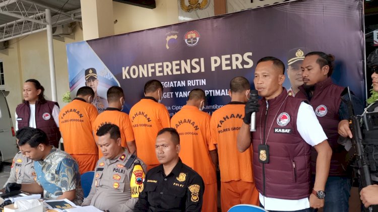Kasat Resnarkoba saat memaparkan ungkap kasus narkotika di Grobogan. Rubadi/RMOLJateng