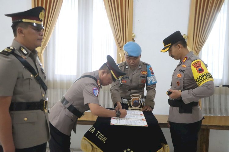 Kapolres Tegal AKBP Putu Bagus Krisna Gelar Upacara Serah Terima Jabatan Kasat Lantas. Istimewa