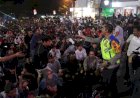 Kapolres Pimpin Pengamanan Nobar Laga Timnas Indonesia vs Bahrain Di Tengah Kota Boyolali
