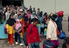 Ribuan Warga Program Mudik Gratis Gunakan KRI Banjarmasin Tiba Di Pelabuhan Tanjung Emas 