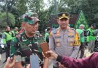 Sinergitas Bagi Masyarakat, TNI Polri Mengadakan Bakti Sosial