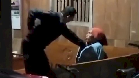 Tangkapan layar video intimidasi oknum berinisial IR.