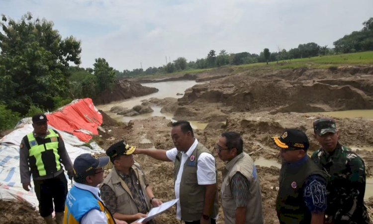 Gubernur Jawa Tengah Ahmad Luthfi Melibatkan Pemerintah Pusat Dalam Penanganan Banjir Di Grobogan. Dokumentasi Kodim Grobogan
