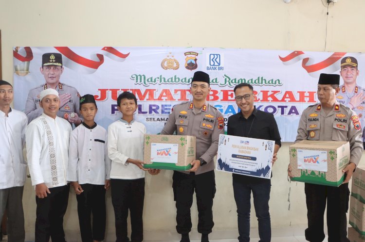Polres Tegal Kota Berbagi Kebahagiaan Bersama Anak Yatim Piatu  Yayasan Yatim Piatu Piatu Al Kahfi, Sabtu (15/03). Istimewa