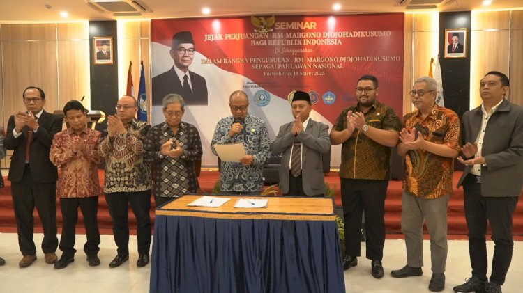 Bupati Banyumas saat membacakan deklarasi dukungan agar RM Margono menjadi pahlawan nasional, Selasa (18/3). dok Humas Pemkab Purbalingga