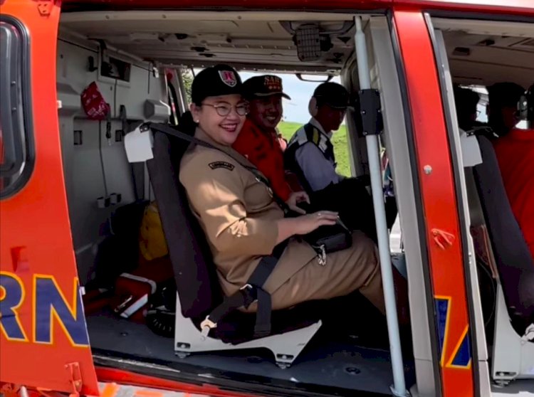 Wali Kota Semarang Agustina Wilujeng bersama Basarnas lakukan pemantauan udara arus mudik Lebaran 2025 menggunakan helikopter mulai Gerbang Tol Kalikangkung sampai Bawen (Dok. Pemkot Semarang)