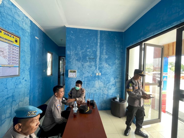 Satgas Dokkes Polres Boyolali Berikan Layanan Kesehatan Untuk Pemudik Dan Kru Angkutan Umum. Humas Polres Boyolali