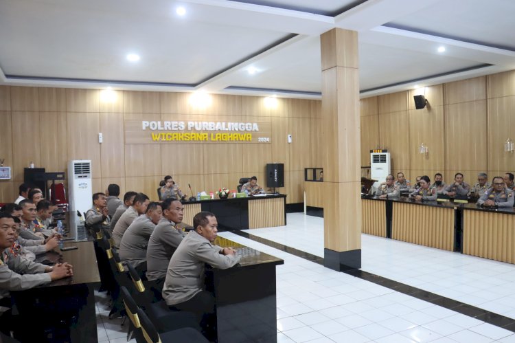 Sejumlah PJU Polres Purbalingga saat mengikuti ANEV OKC 2025 di Mapolres Purbalingga, Rabu (9/4). dok Humas Polres Purbalingga