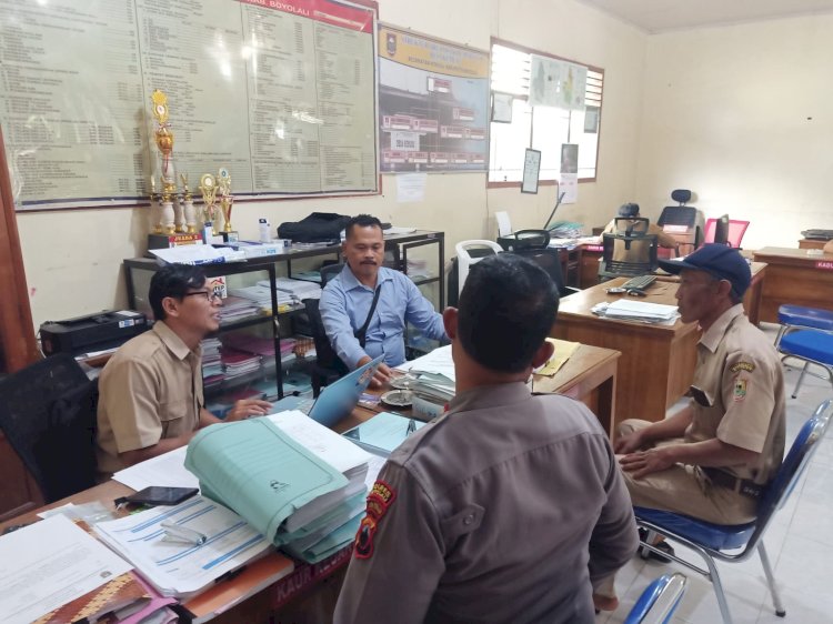 Optimalisasi Harkamtibmas Pascaperayaan Lebaran Idul Fitri 2025: Jajaran Polres Boyolali Gelar Jum'at Curhat, Dengar Aspirasi Warga Di Desa Kemusu Boyolali, Jumat (11/04). Dokumentasi Humas Polres Boyolali