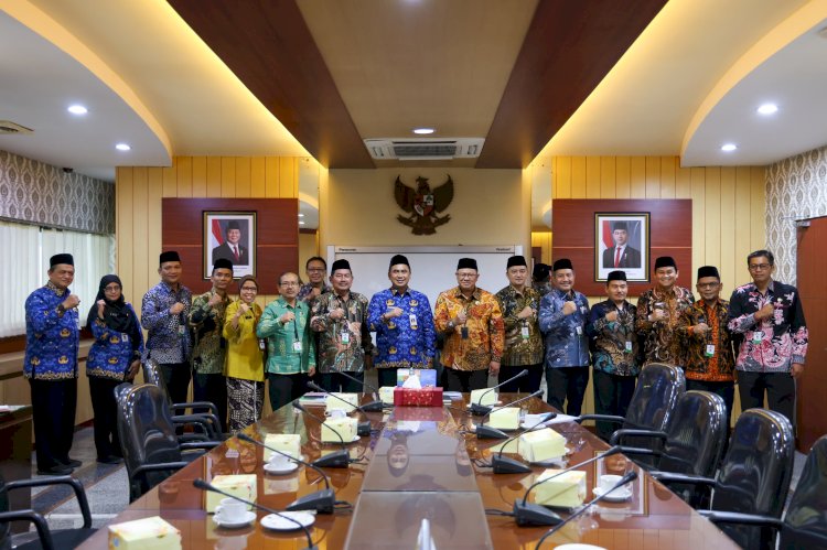 Wagub Jateng Taj Yasin Usul Ke Kanwil Kemenag Ada Ekstrakurikuler Keagamaan Di Sekolah Sebagai Landasan Pondasi Kuat Meningkatkan Kualitas Pendidikan. Dokumentasi Pemprov Jateng