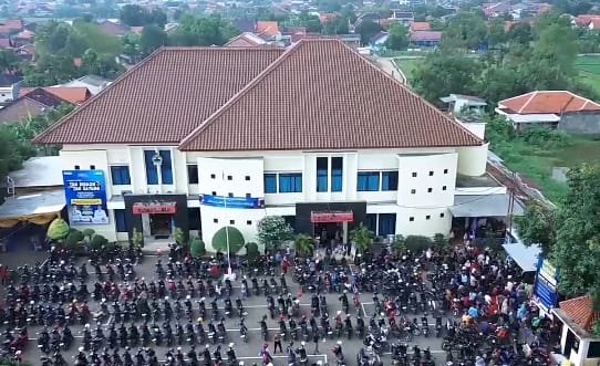 Kantor Sistem Administrasi Manunggal Satu Atap (Samsat) Pemalang. Humas Polres Pemalang