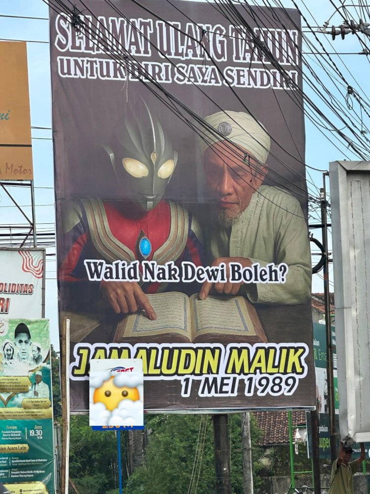 Baliho Ucapan Selamat Ulang Tahun Bagi Jamaludin Malik Yang Sedang Viral di Jepara. Yosef Hidayat/RMOLJawaTengah