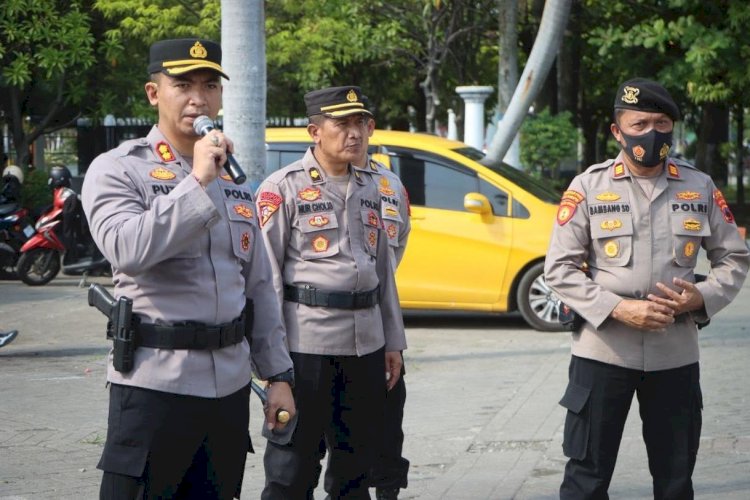 Kapolres Tegal Kota AKBP I Putu Bagus Krisna Purnama saat memimpin langsung Platihan dan pengecekan kesiapan Peleton Pengendali Massa (Dalmas) menjelang peringatan Hari Buruh Internasional atau May Day tahun 2025. Istimewa 