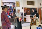 Kepincut Karya Siswa SMKN 2, Ketua Dekranasda Jepara: Bagus,...