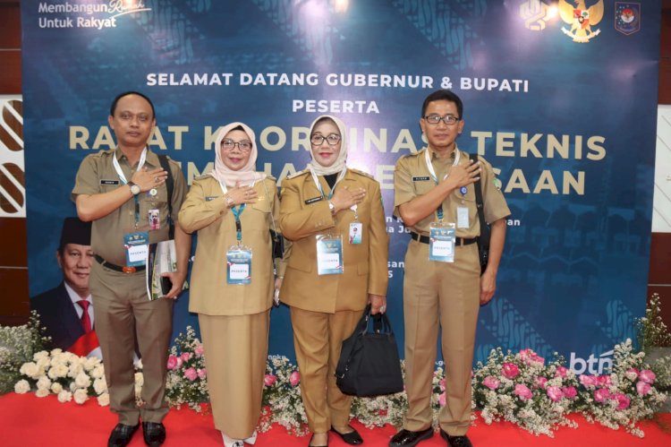 Wakil Bupati Blora, Sri Setyorini, Mewakili Bupati Blora Menghadiri Rapat Koordinasi Teknis (Rakortek) Perumahan Perdesaan Yang Diselenggarakan Oleh Kementerian Pekerjaan Umum Dan Perumahan Rakyat (PUPR) Melalui Direktorat Jenderal Perumahan Pada Selasa (29/04). Diskominfo Blora