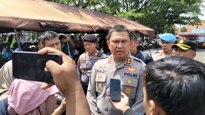 Kapolres Karanganyar AKBP Hadi Kristanto Berikan Keterangan Kepada Wartawan. Dian Tanti Burhani/RMOLJawaTengah
