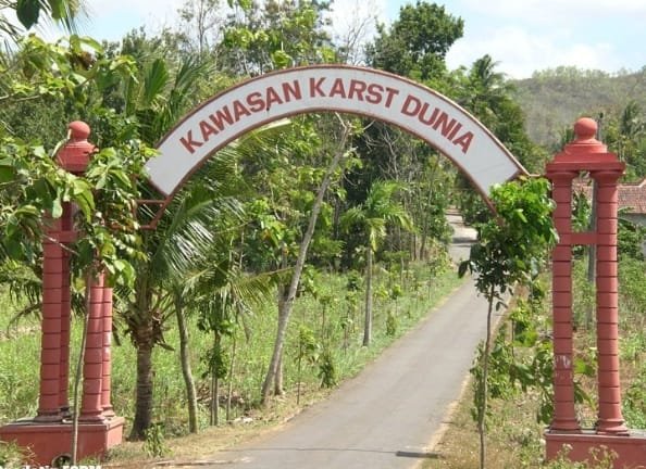 Kawasan Karst Dunia Di Pracimantoro, Wonogiri. Dokumentasi