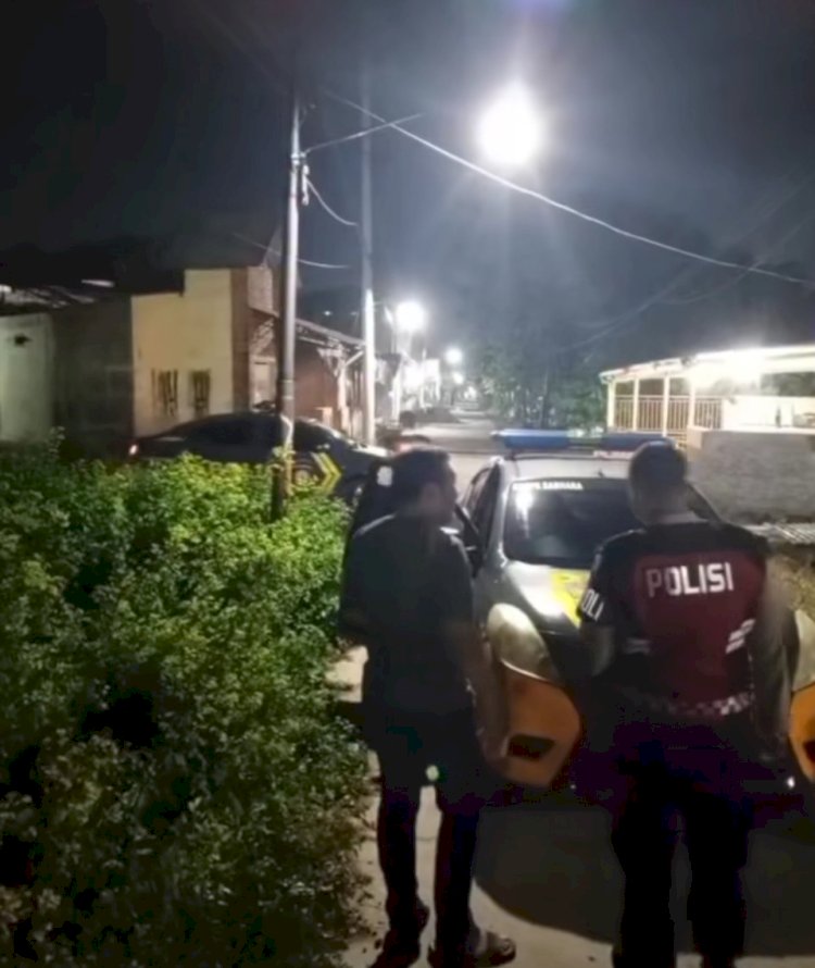 Polrestabes Semarang Laksanakan Patroli Amankan Lokasi Yang Diduga Akan Digunakan Tawuran Remaja Di Muktiharjo, Minggu (04/05) Dini Hari Berdasar Laporan Warga Di Aplikasi Libas. Dokumentasi I'm Semarang Official