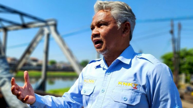 Ahmad Wildan. Antara