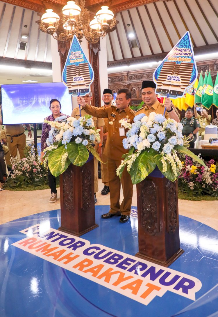 Gubernur Jateng Ahmad Luthfi Resmikan Kantor Gubernur Jateng Sebagai Rumah Rakyat, Mudahkan Pelayanan Aduan Masyarakat Senin (05/05). Pemprov Jateng