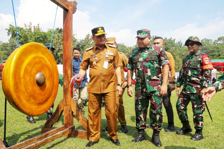 Gubernur Jateng Ahmad Luthfi resmi buka TMMD dan Sengkuyung yakin akan memberikan percepatan pembangunan daerah (Dok. Pemprov Jateng)