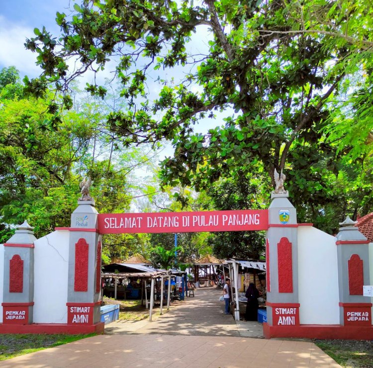 Pulau Panjang Jepara, Alternatif Liburan Sambil Menikmati Keindahan Laut Jepara. Yosef Hidayat/RMOLJawaTengah