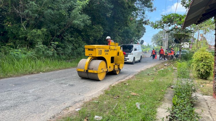 Rp800 Juta Dianggarkan Khusus Untuk Perbaikan Jalan Karimunjawa. Yosef Hidayat/RMOLJawaTengah