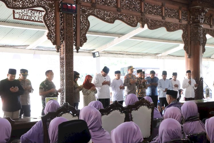 Istimewa