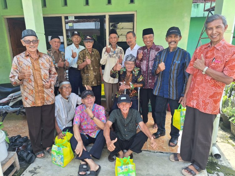 Paguyuban Setyo Rukun Yang Beranggotakan Mantan Pejabat Pemkab Blora Berkumpul, Selasa (13/05). Diskominfo Blora