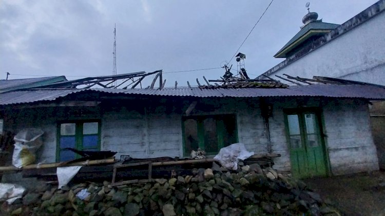 Kondisi Rumah Suhut Warga Dusun Genting Desa Grogol Pejawaran Pada Rabu (14/05). Warga Untuk RMOLJawaTengah